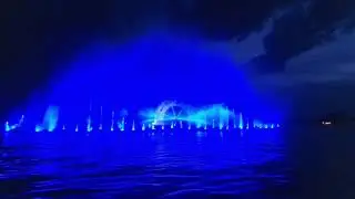 Zug Magic||Wasser Licht show