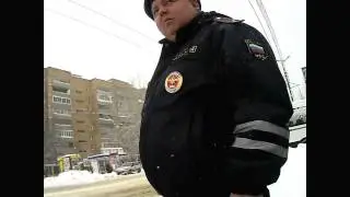 ИДПС,ПЕРЕВЕДИТЕ СТАРУШКУ!