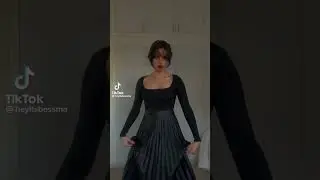 She looks like Wednesday from the Addams Family #tiktok #usa #wednesday