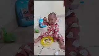 ketika anak kelaparan, makan langsung lahap 😅 #shorts #babyboy #bayilucu