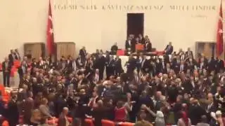 Драка депутатов в турции