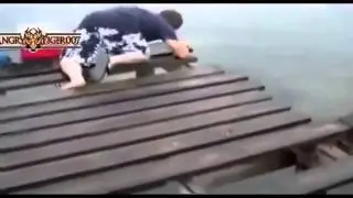 Прикол!Рыбалка дала сбой