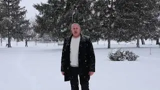 А СНЕГ ИДЕТ