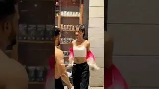 लड़की ने शरीर उतार दी 😱😱😱😱😀🫢🤫🤣🤣🤣 #funny #comedyvideos ##shorts