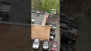 А на улице дождь👆