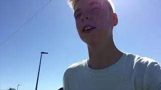 Vlog with colour loomer
