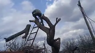 ПОЛОМАЛ ШИФЕР