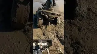 2020 Can-Am Outlander Stuck in Nasty Hole! #Recovery#Can-Am#save me #atv #mudding #canamoutlander