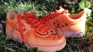 Customizing Sneakers Full Time. (what it looks like) #art #painting #business