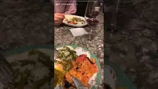 Лариса Гузеева ужинает с дочерью