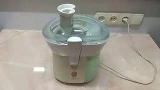 Соковыжималка Philips HR 1821