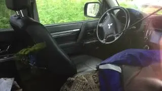 Как открыть Паджеро4 если вы забыли ключи и у вас есть палка от палатки