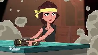 'Big Hero 6' Exclusive Clip | Gordon Ramsay v. Aunt Cass