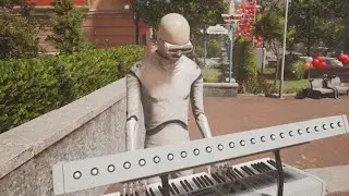 Atomic Heart : робот на синтезаторе наваливает мой трек 🤖