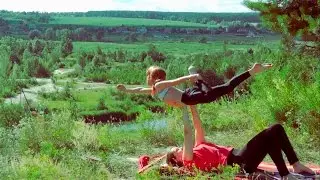 Yoga in nature . (Introduction) Part 1. First of all, for the joy and fun )