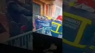 POLICÍAS vs BOMBEROS en GALICIA🔥🔥