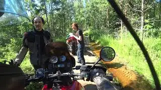 КУПАНИЕ КРАСНОГО ГУСЯ. BMW R1100GS. Первый опыт на бездорожье.