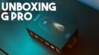 Unboxing the Logitech G Pro wireless mouse