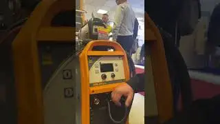 Hugong EMIG 251 lcd #сварка #сварщик #hugong