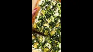 SUMMER VEGGIE PIZZA* by @keevaeats | Jus-Rol