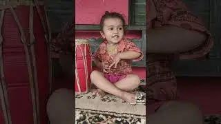 Cutest girl singing with her madhal