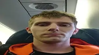 LinusTechTips plays weird blocky game