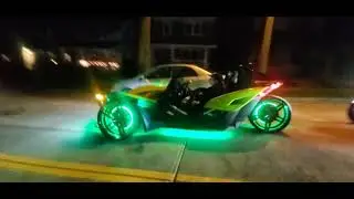 Police runs Can Ams & Polaris Slingshots of Adams Morgan in D.C🚔