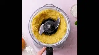 Mango frozen yoghurt