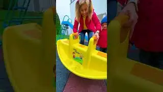 👍🏻 Cu TATI este mai distractiv 🤩 Who is more fun in the amusement park 🎠 