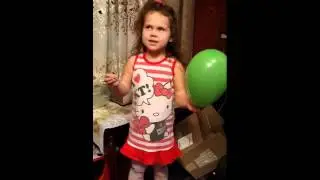 Фокус с воздушным шариком девочка в шоке что он лопнул