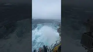 OMG 😱 #bigwaves #waves #ocean