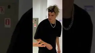 Тикток: kiss prank
