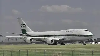 Luxury Boeing 747 take-off