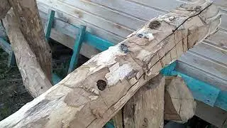 Подставка для воды из дуба