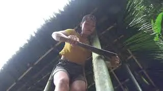 LIVING OFF GRID, Wild Alone, How To Build Bamboo House In Forest With Girl, Solo Bushcraft & Camping