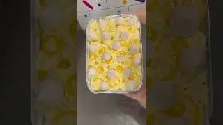 My reaction at the end SAYS IT ALL. Katie’s lemon poke cake was MAGIC. ✨