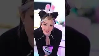 Bunny girl 🐰