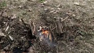Как сделать костер с самоподачей дров