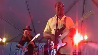 Bill Magee and Tyler Ray - You Got Me Talkin