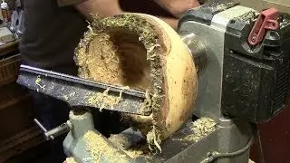 Woodturning - Log Into A Bowl