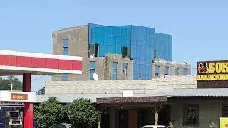 Футуристический стеклянный дом: Архитектура будущего