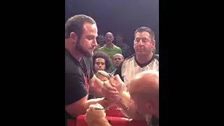 Andrey Pushkar flash pinned Dave Chaffe 🦾🥶 #armwrestling #shortsvideo #motivation