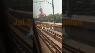 Jai Shri Hanuman Jee 🙏. aaj metro Mai jaa raha tha Hanumaan Jee Ke Darshan Hua 🙏🙏