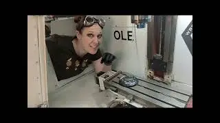 What the heck is a gib and how do I change an oil fitting? Why is my Z axis not getting oil? #cnc