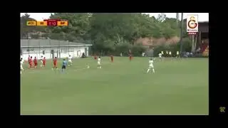 Galatasaray U19 takımı forması giyen Berk Kızıldemir’in bu hafta Kayserispor’a attığı gol…