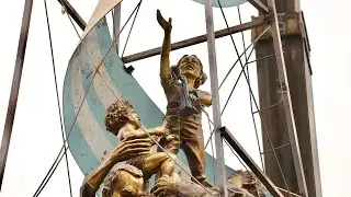Colocación de Bandera en el Monumento del Bicentenario