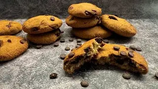 Delicious Chocolate-Sultana Cookies (no flour!)