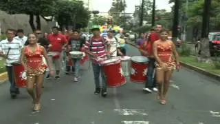 DESFILE DEL TURISMO EN SAN SALVADOR