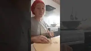 готовить с музыкой вкуснее! песня "Ночь проходит, а я у порога"