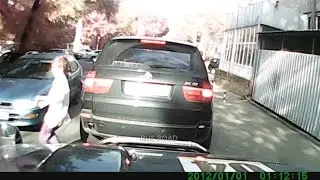 Получил мальчиком по машине